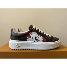 Louis Vuitton Low Shoes